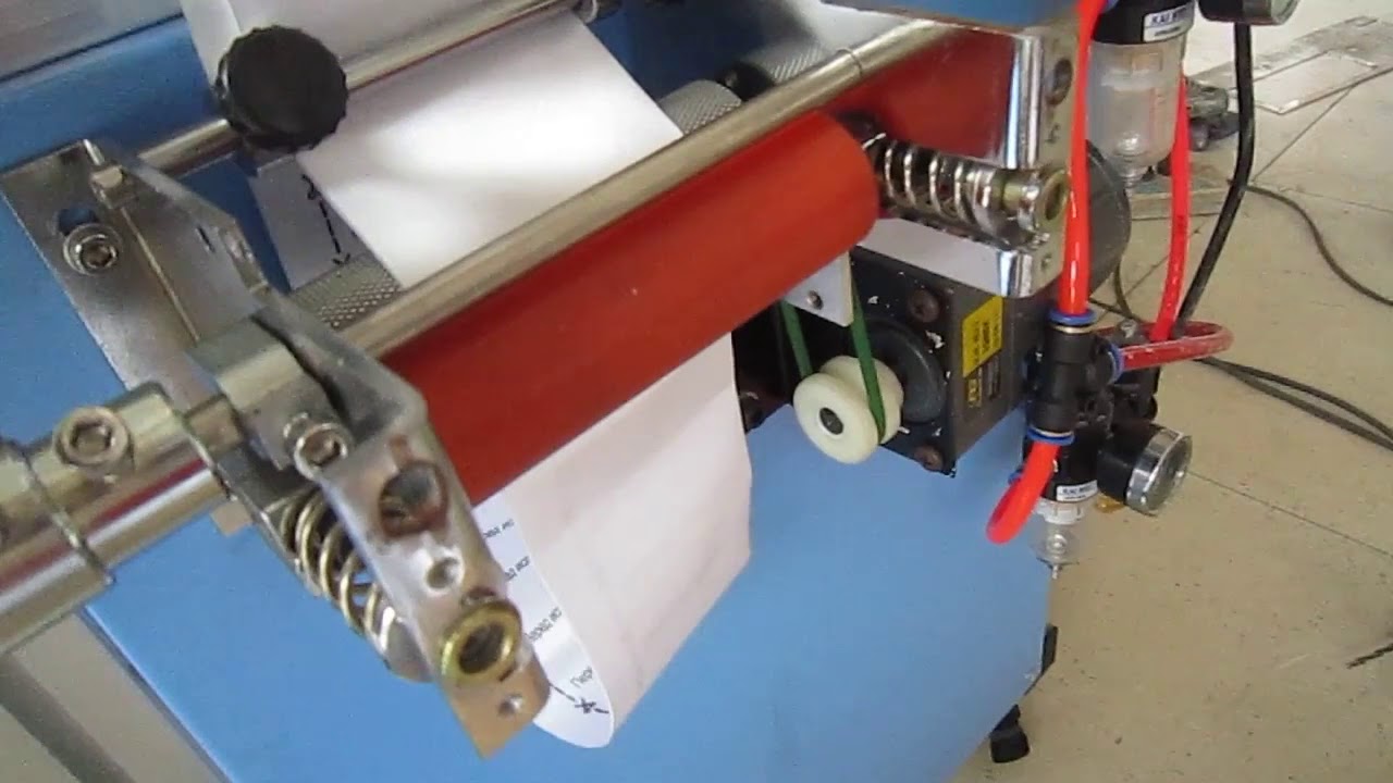ZCUT 220 ultrasonic white Satin textil label cutting machine, for woven labels and TTR printers logo